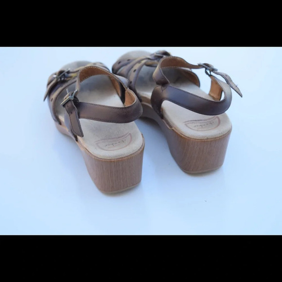 Dansko sandals - Picture 3 of 8